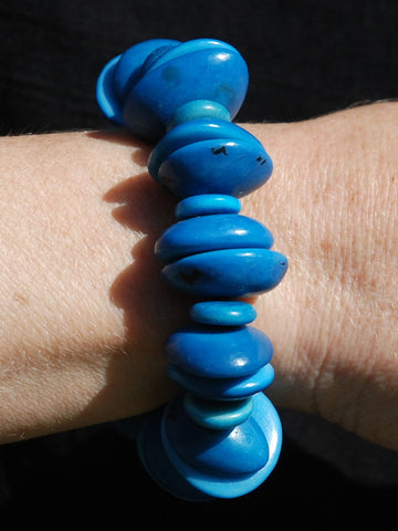 Tagua bracelet coloured and shaped